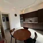 Le Lynx Haussmanien Appartement Tout Confort, Climatise Avec Parking Prive, A Deux Pas Du Centre